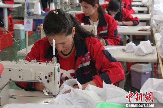 深圳援疆企業在塔縣建服裝廠，產品遠銷歐洲市場